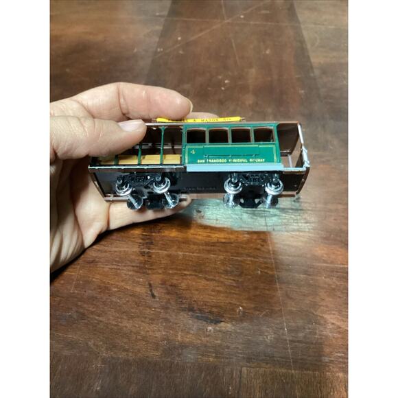 2 Classic Street Cars - Desire Trolley & San Francisco Cable Car - Picture 15 of 15